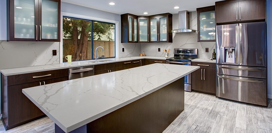 the-benefits-of-quartz-countertops-in-modern-kitchens